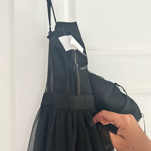 Xs new with tags gown from Fame and Partners. - Picture 3 of 5